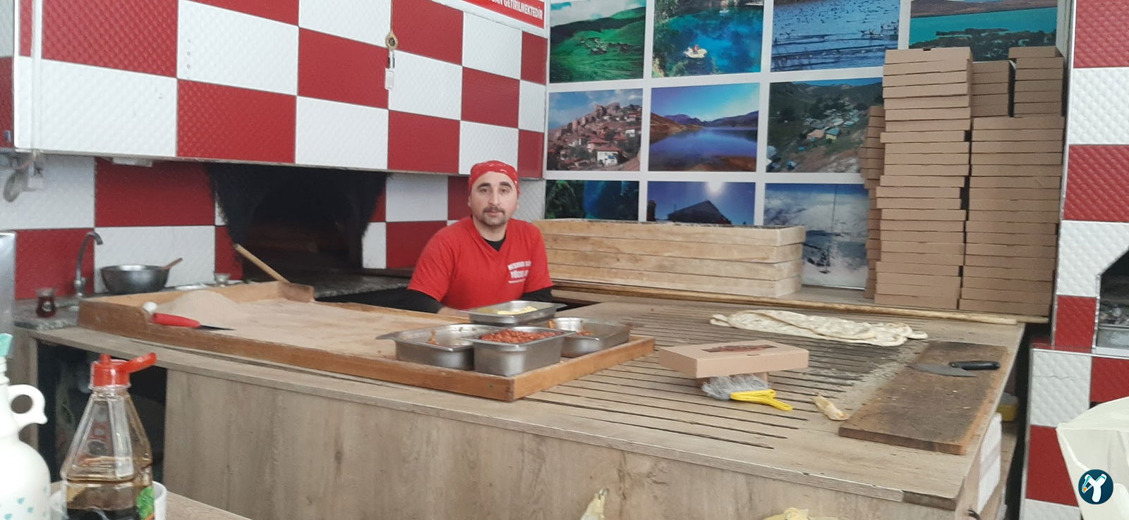 Sivas Lı Yücel Usta Etli Pide Ve Köfte