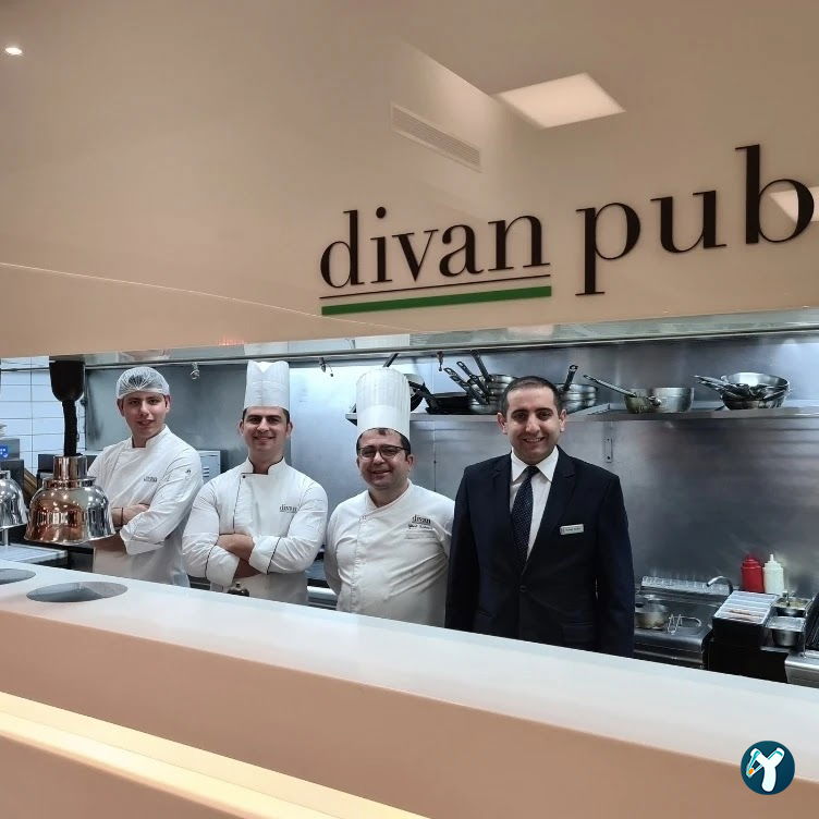 Divan Pub
