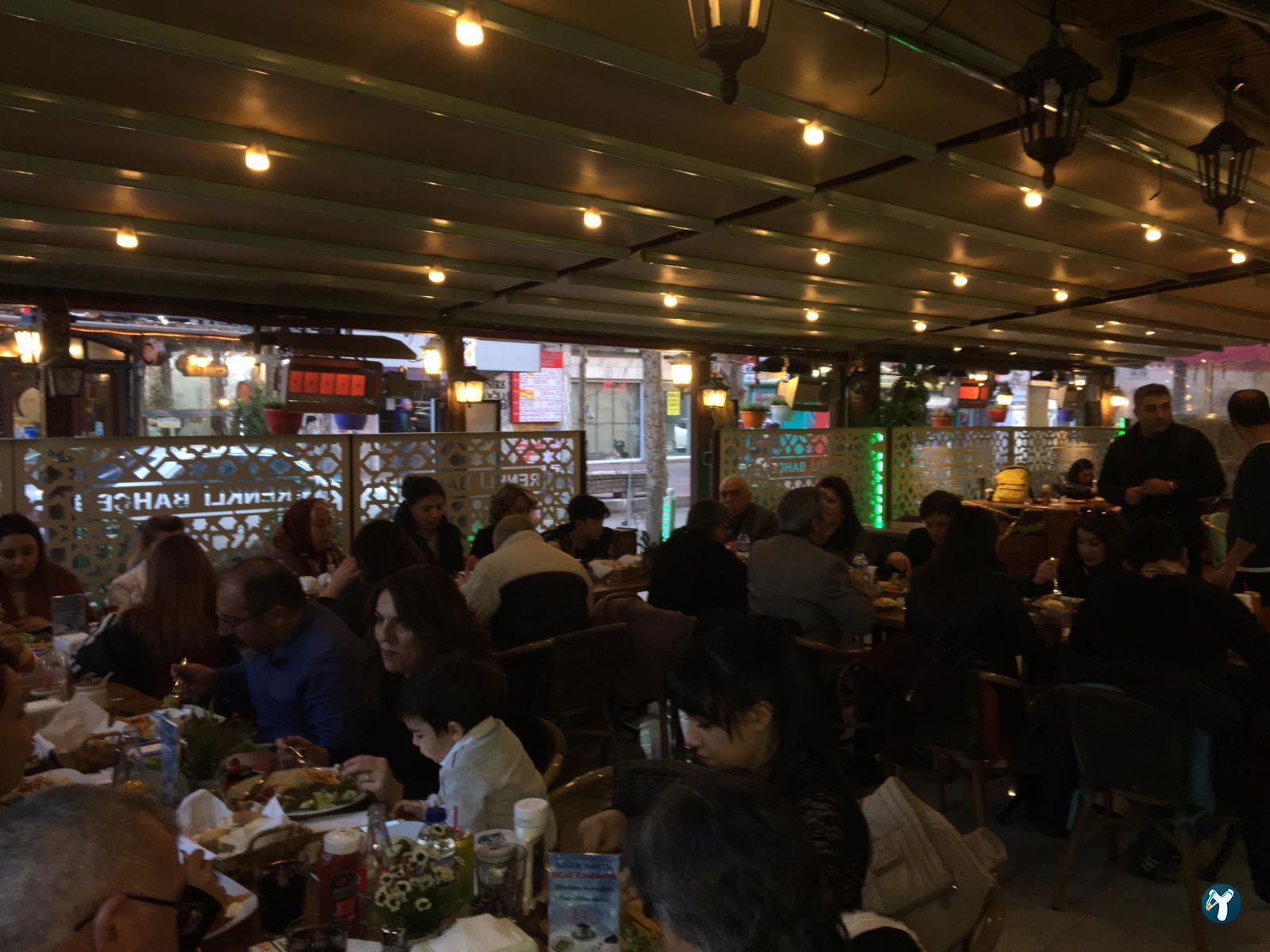 Renkli Bahçe Kafe