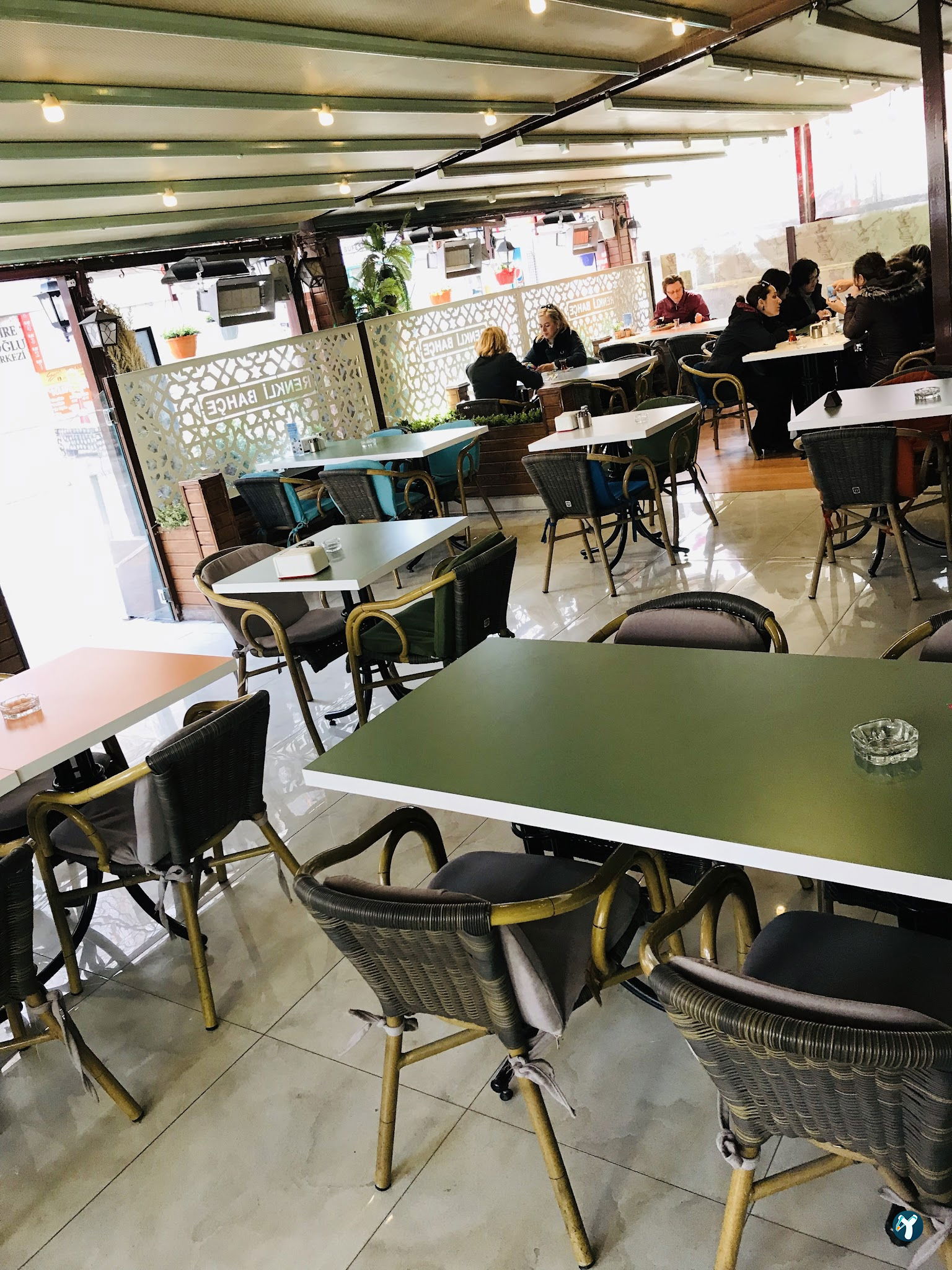 Renkli Bahçe Kafe
