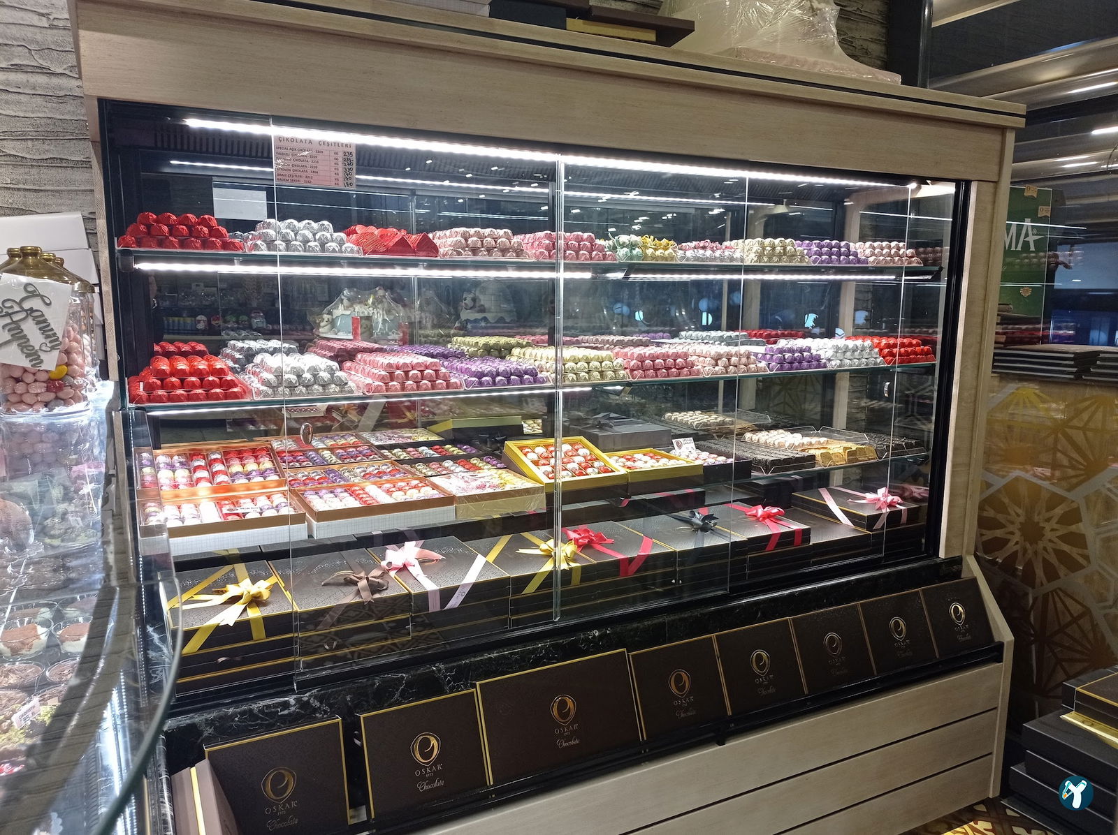 Oskar Patisserie