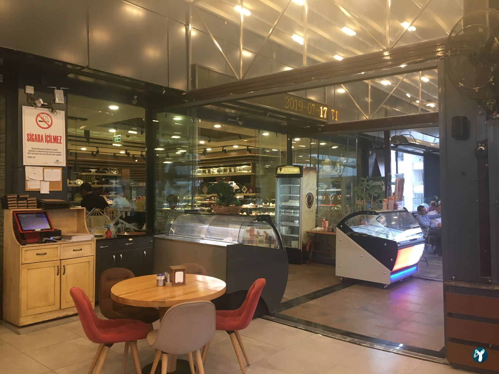 Oskar Patisserie