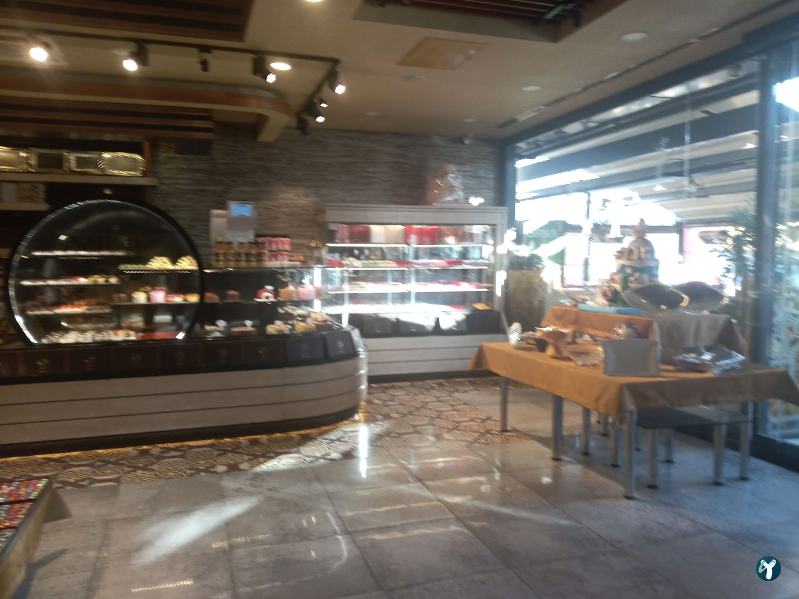 Oskar Patisserie