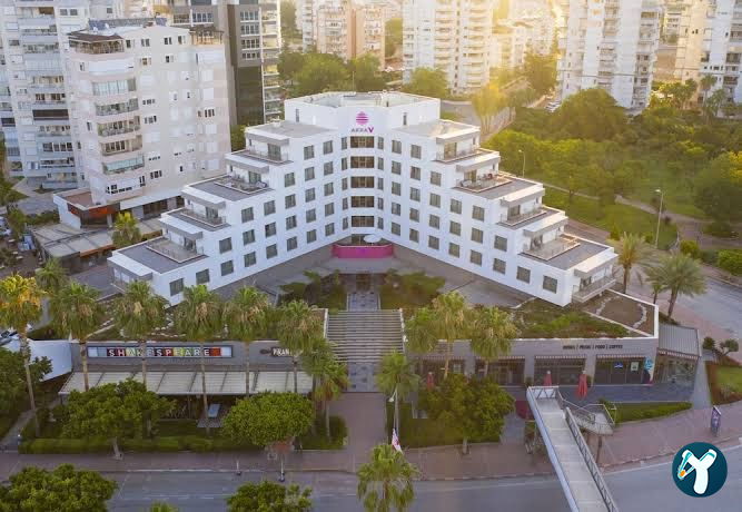 Akra Hotel