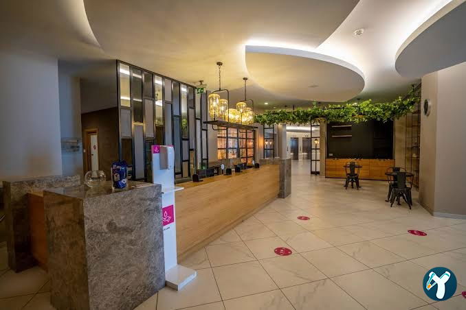 Akra Hotel