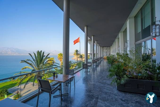 Akra Hotel