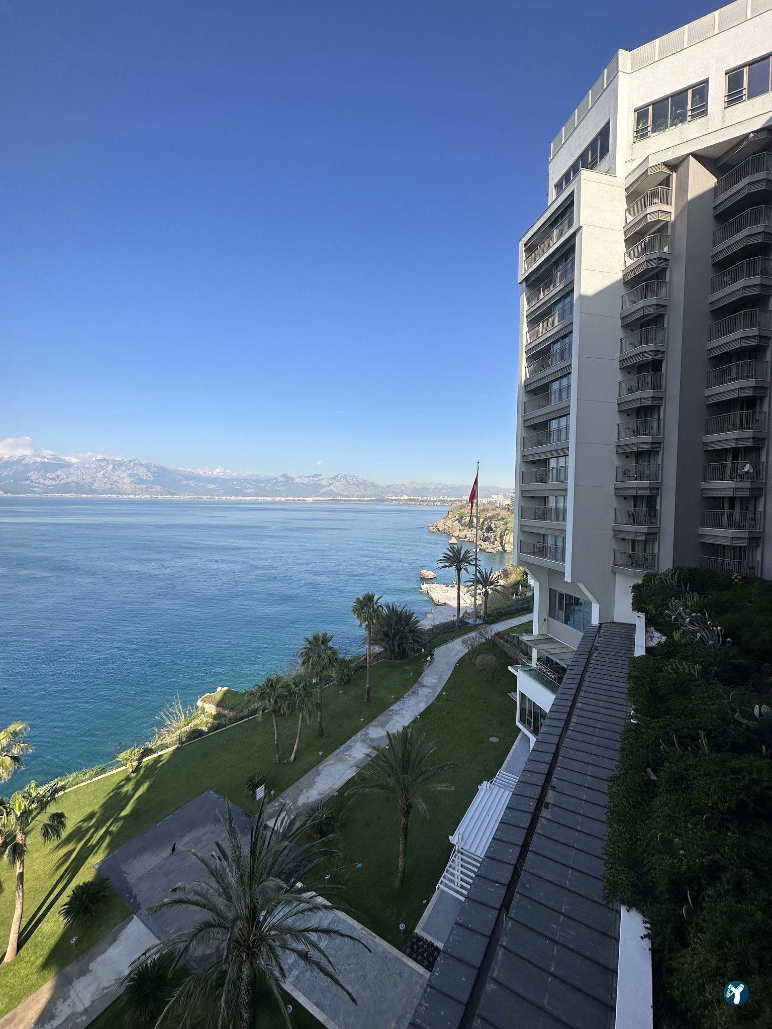 Akra Hotel