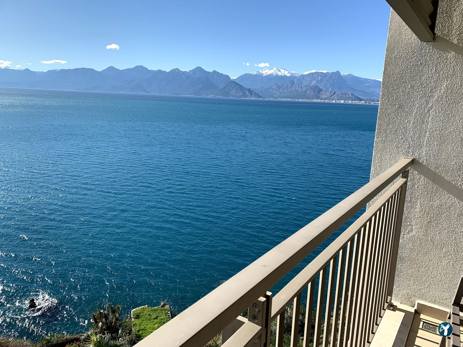 Akra Hotel