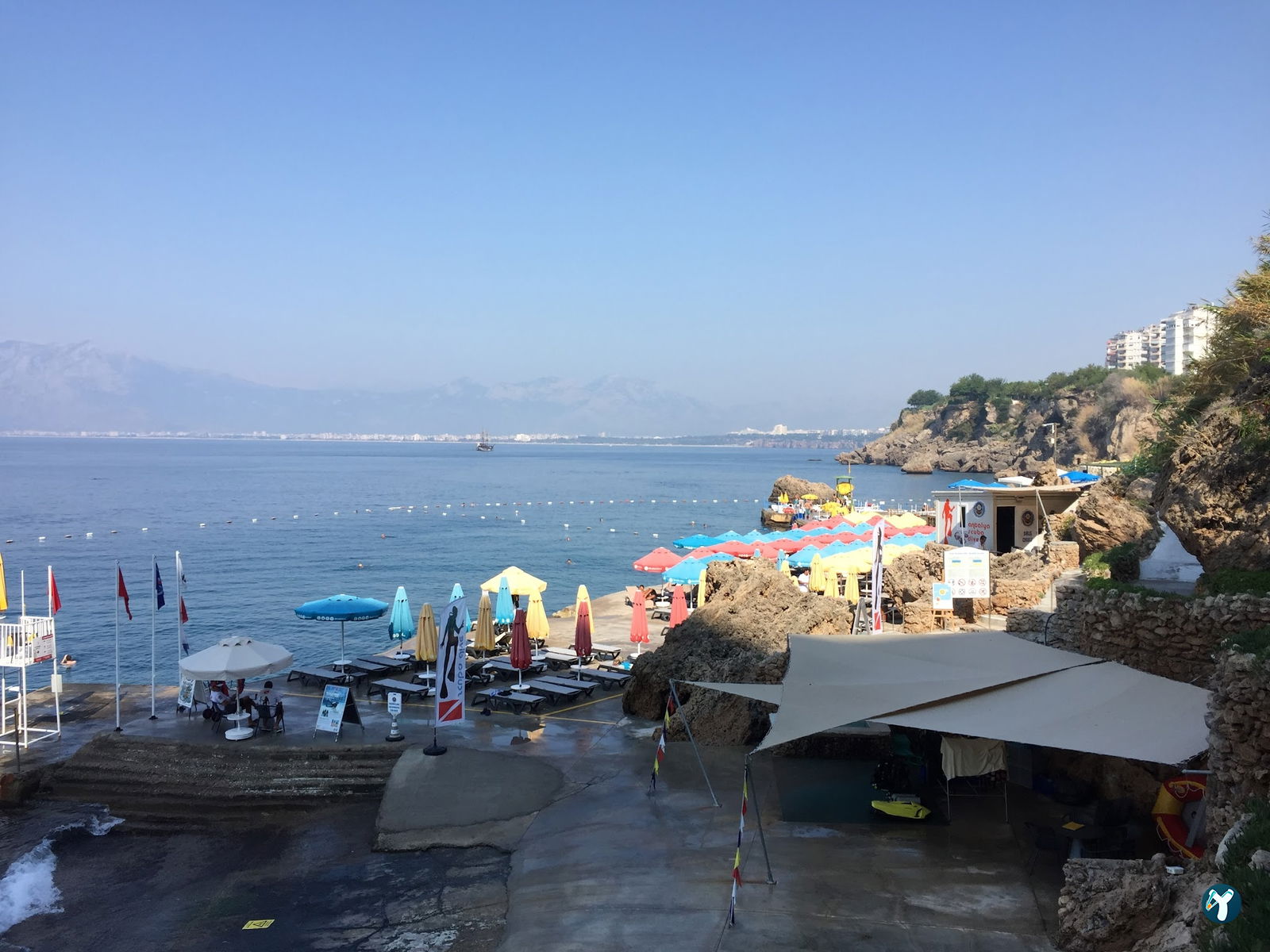 Akra Hotel