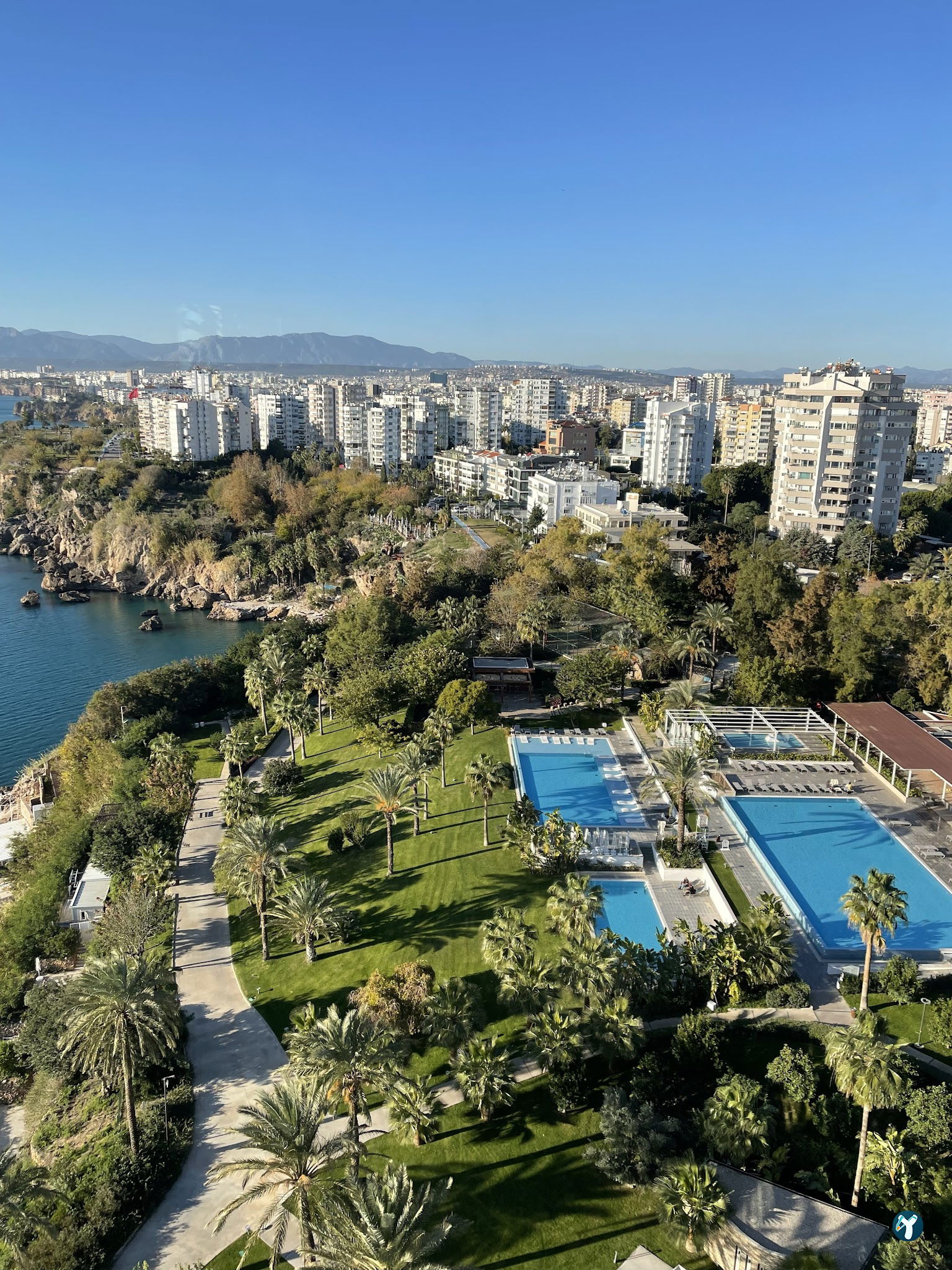Akra Hotel