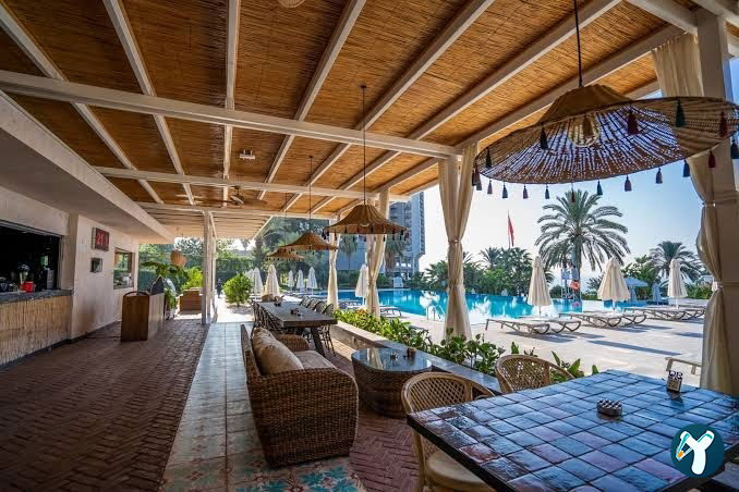 Akra Hotel