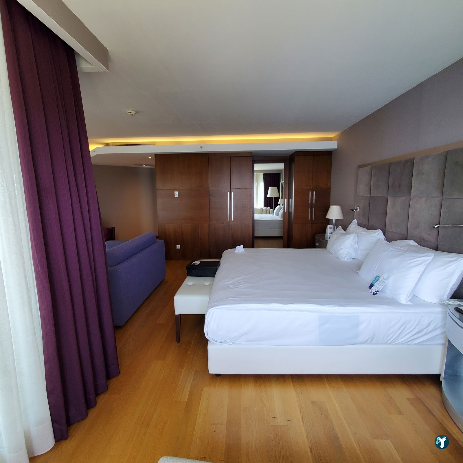 Akra Hotel