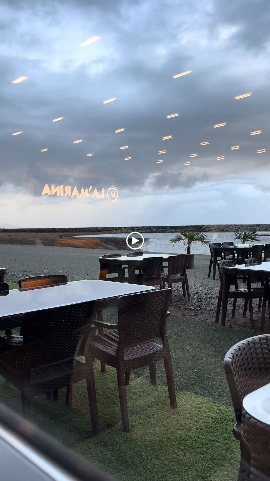 La'Marina Cafe & Restaurant