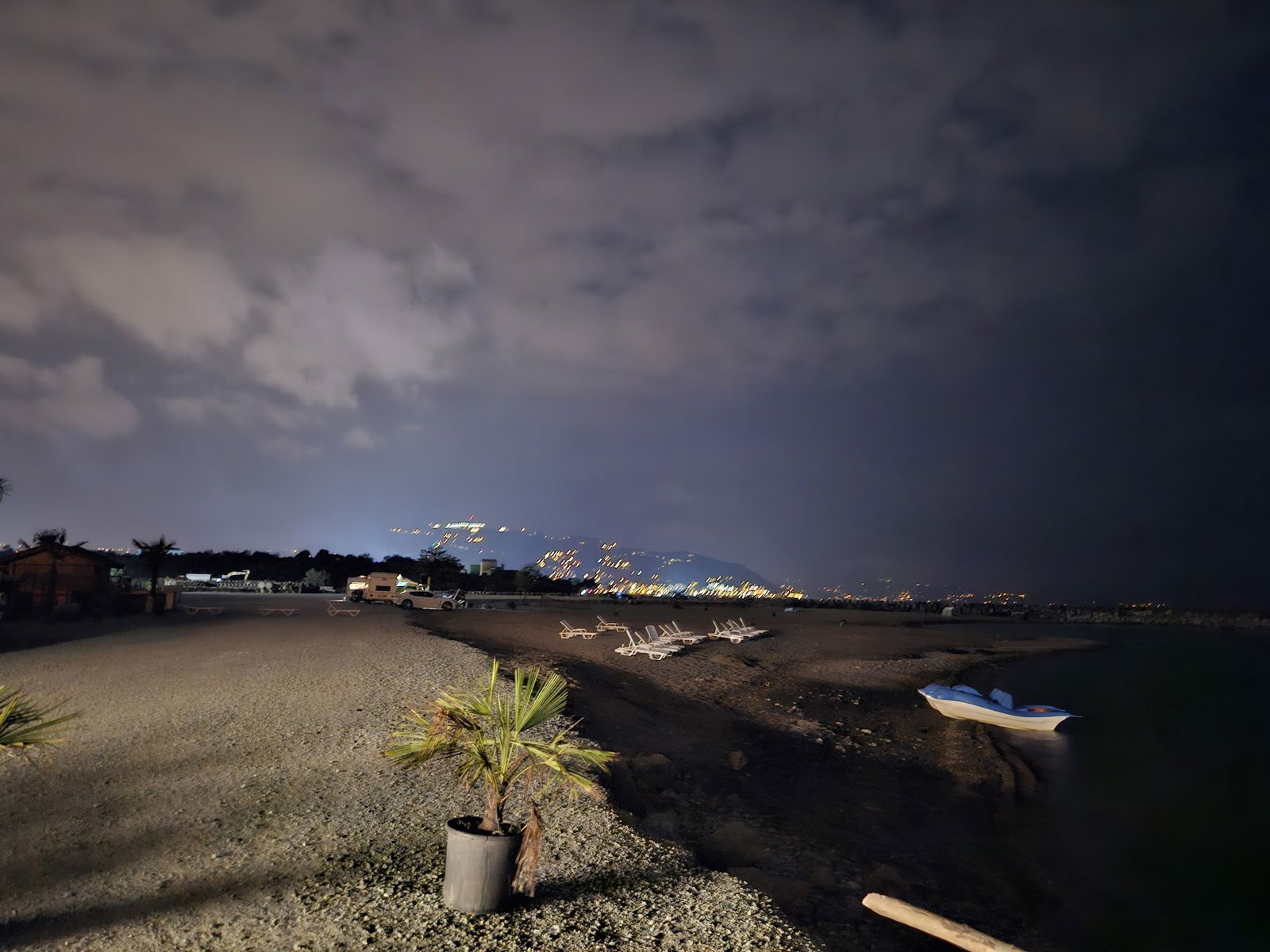 La'Marina Cafe & Restaurant