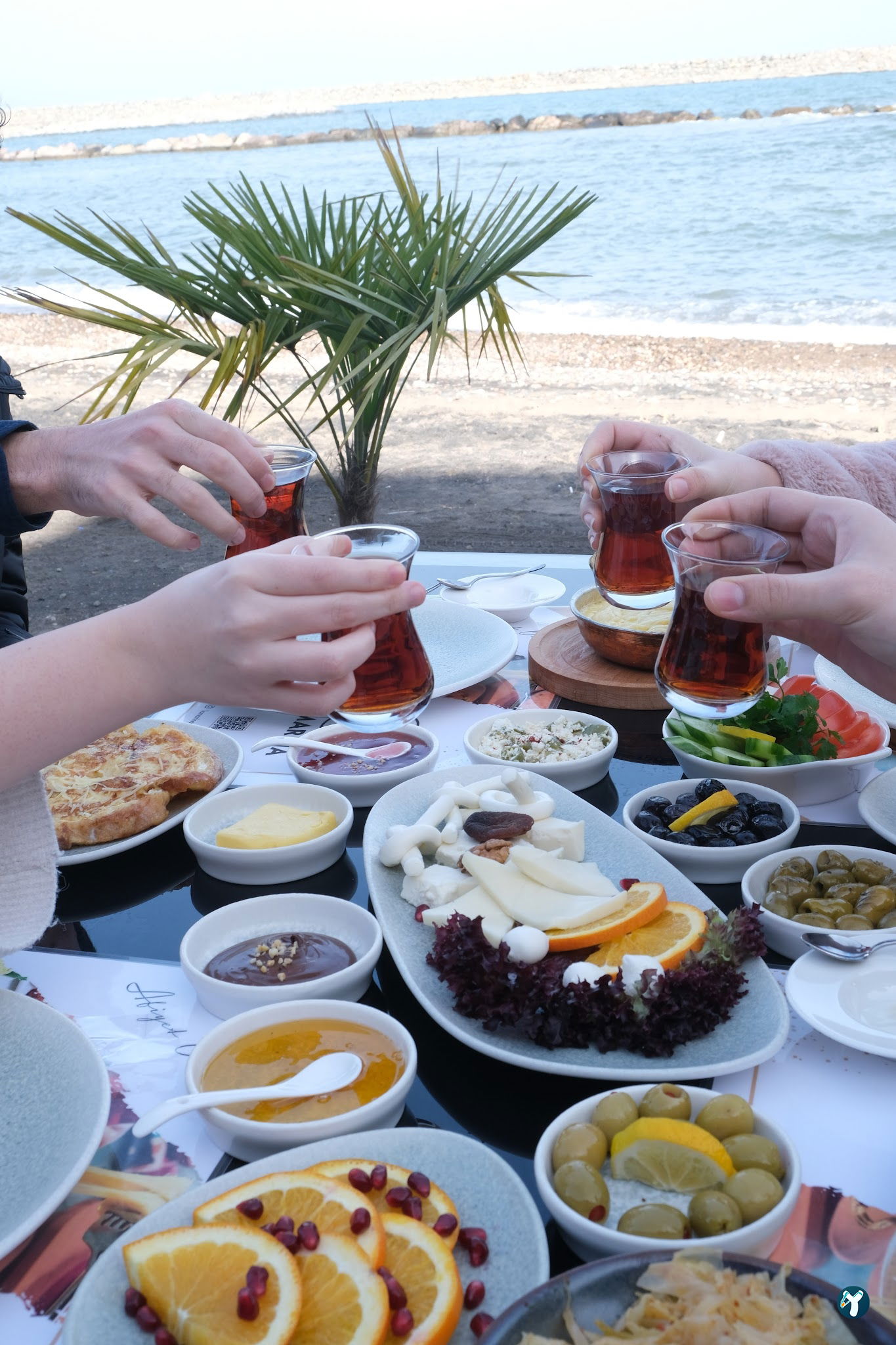 La'Marina Cafe & Restaurant