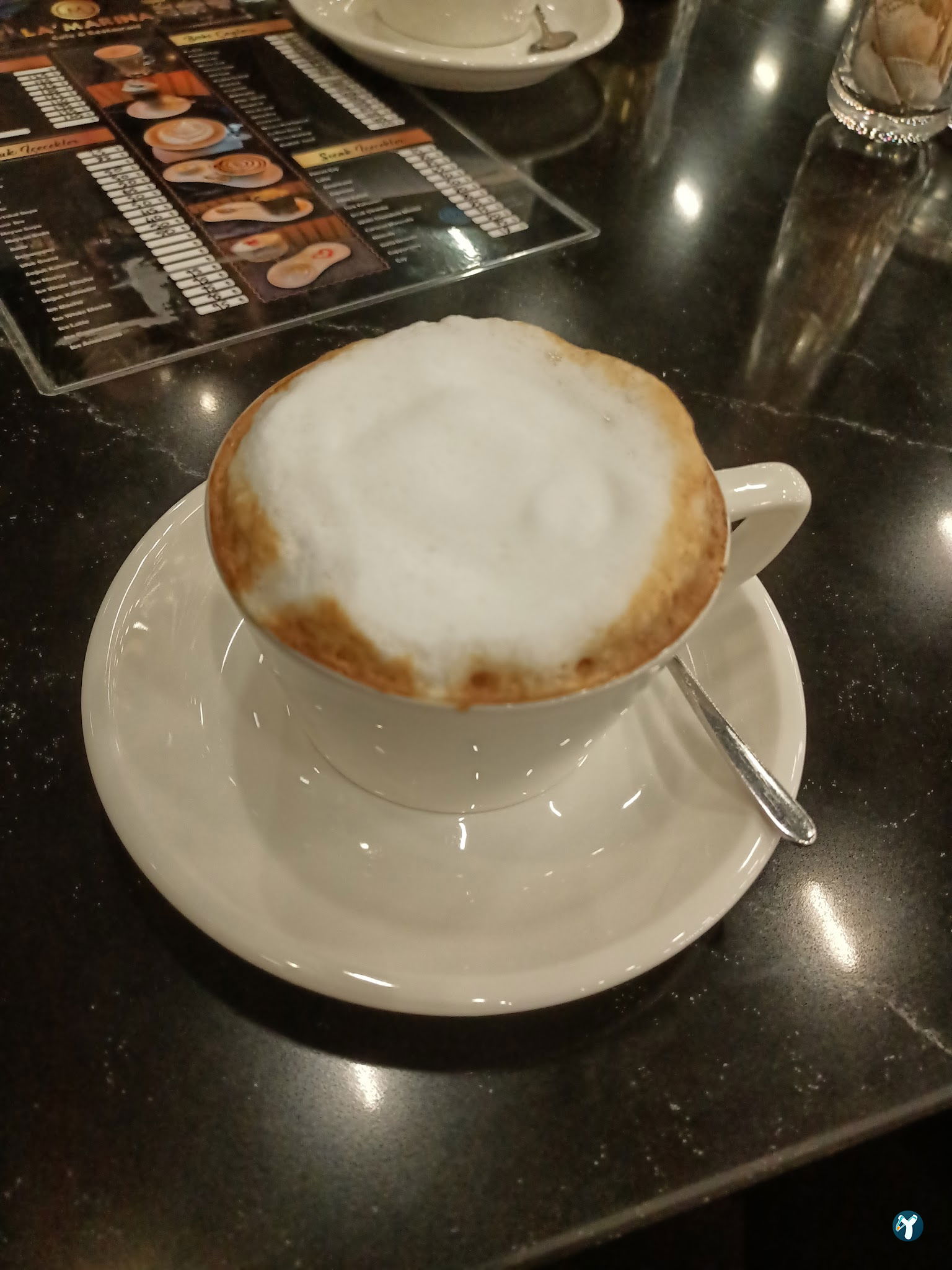 La'Marina Cafe & Restaurant
