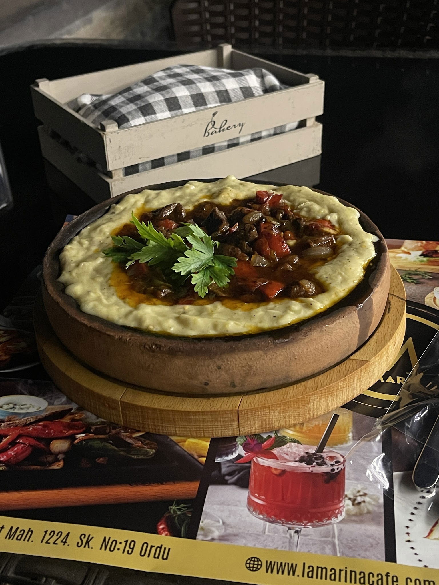 La'Marina Cafe & Restaurant