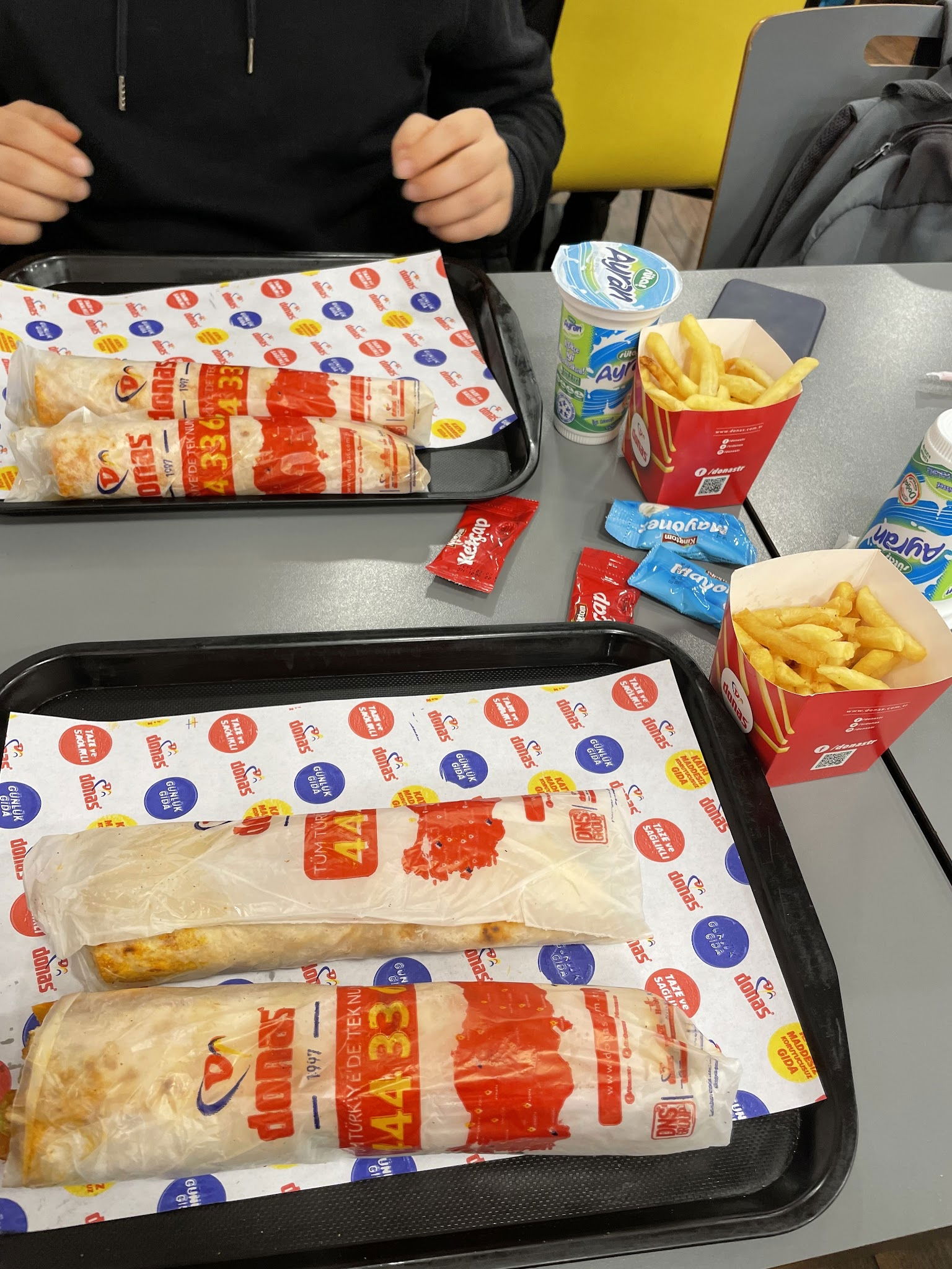 Donas Döner Ankara - Çankaya - Karanfil