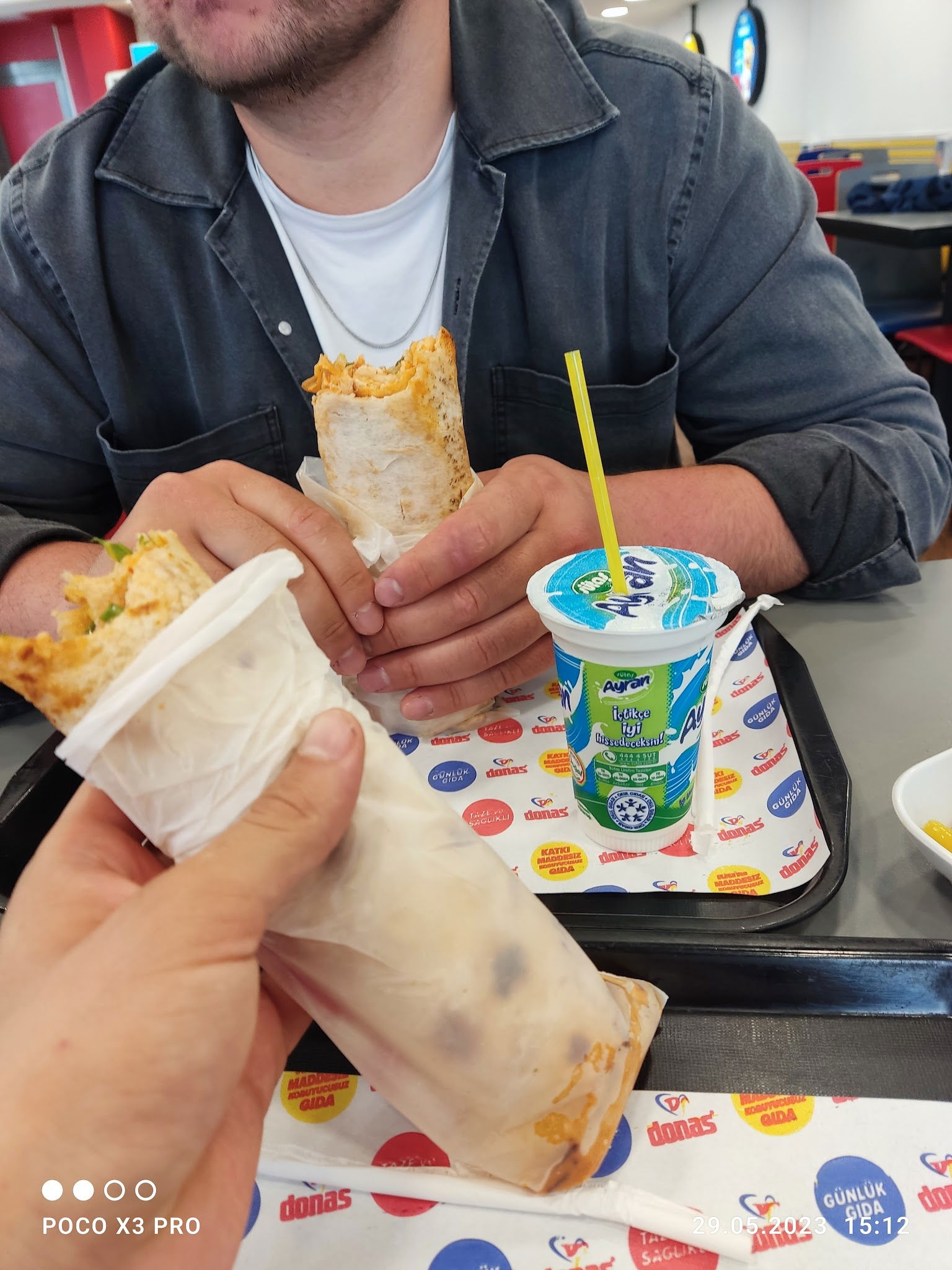 Donas Döner Ankara - Çankaya - Karanfil