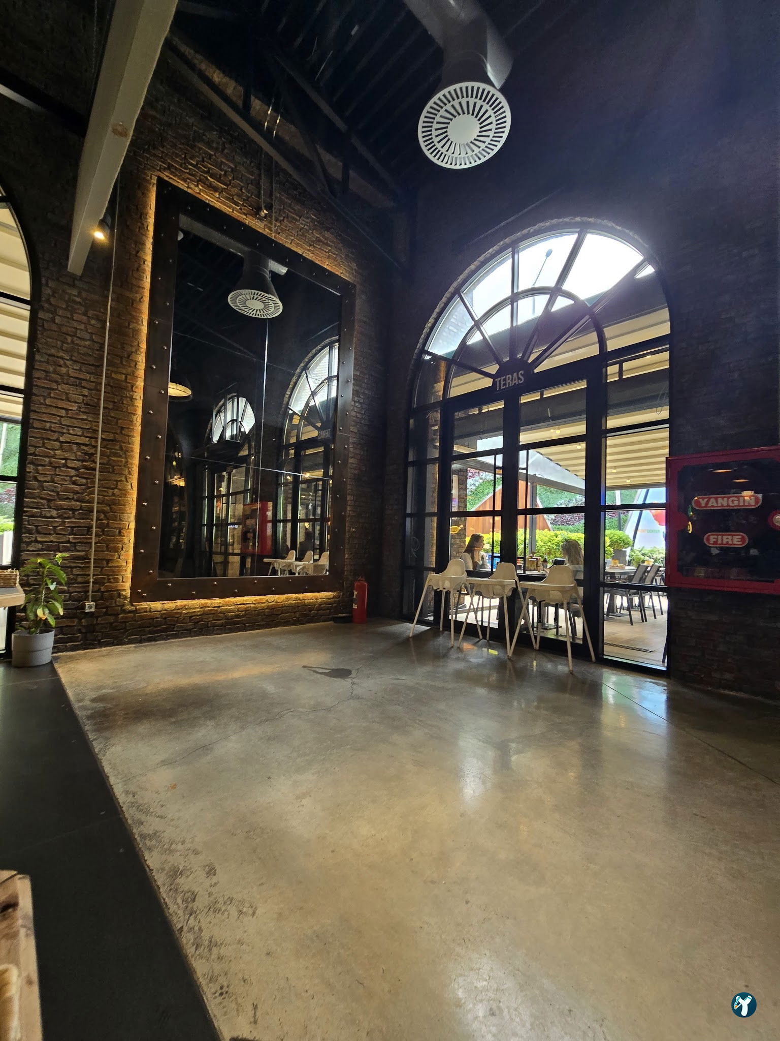 Herd'S Bbq & Burger
