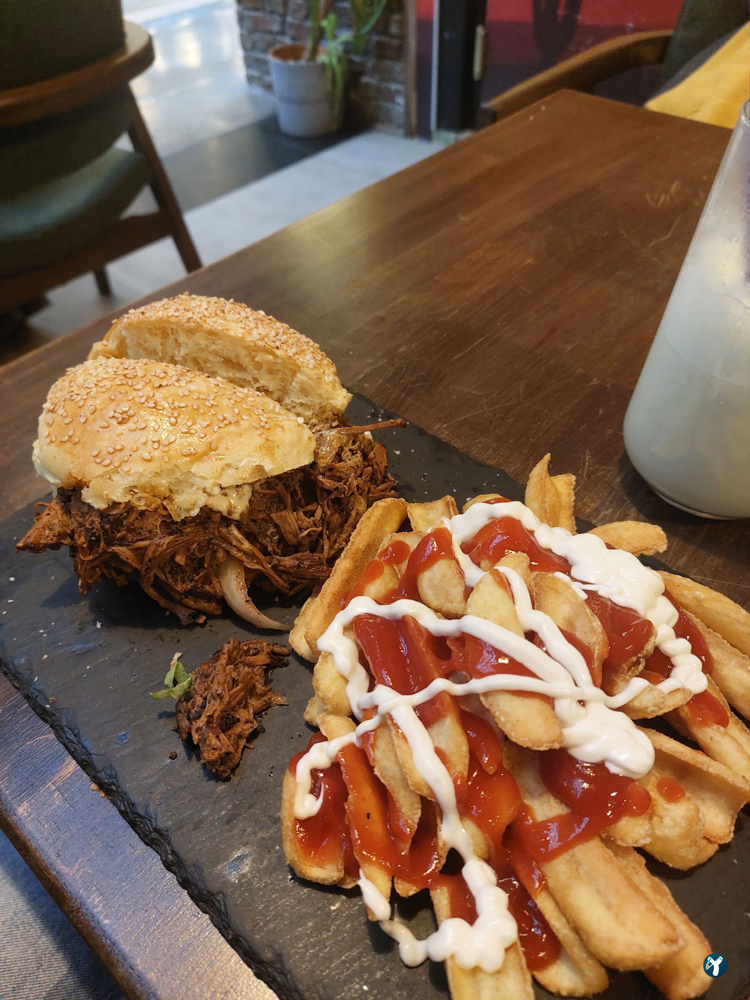 Herd'S Bbq & Burger
