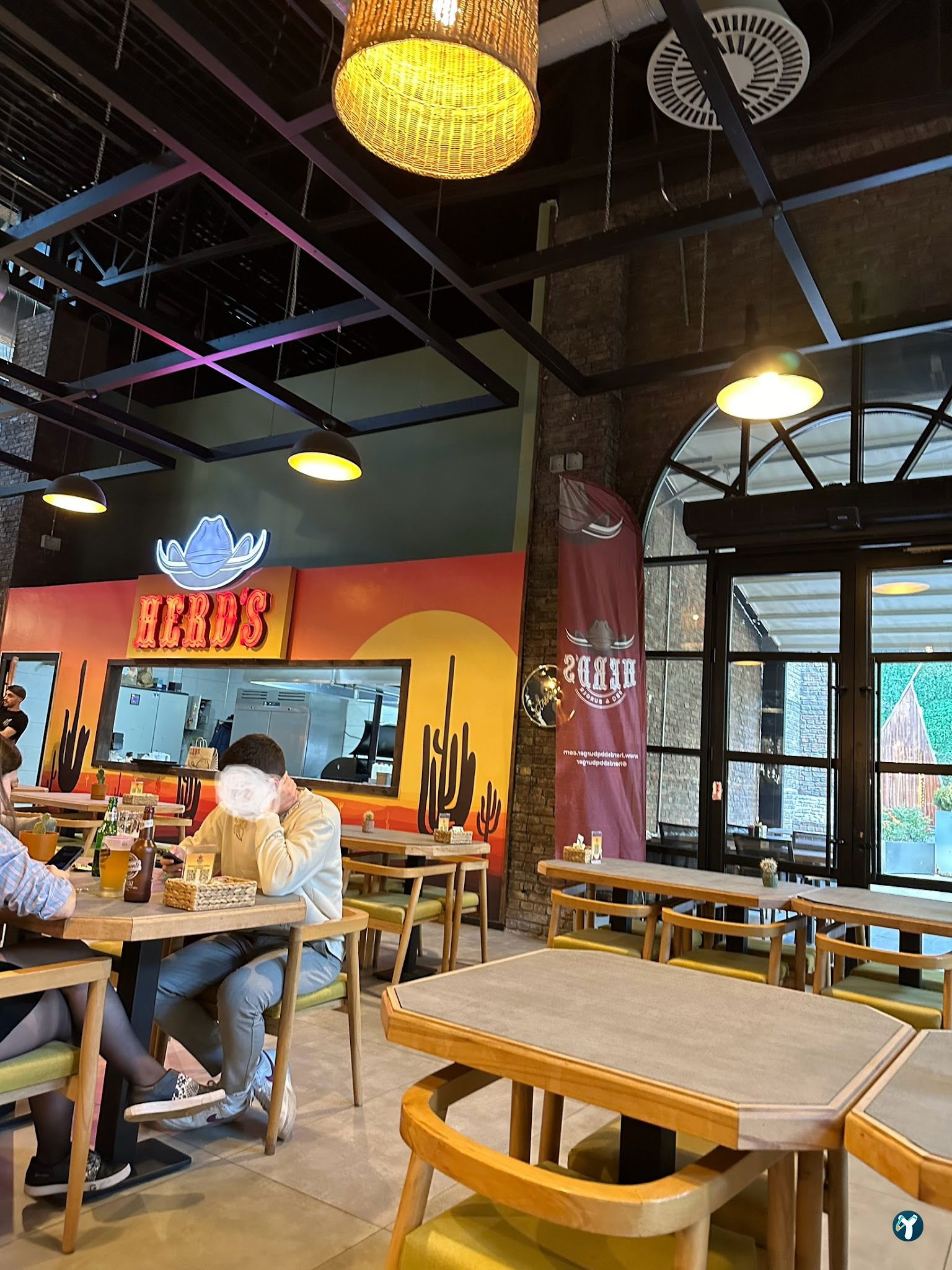 Herd'S Bbq & Burger