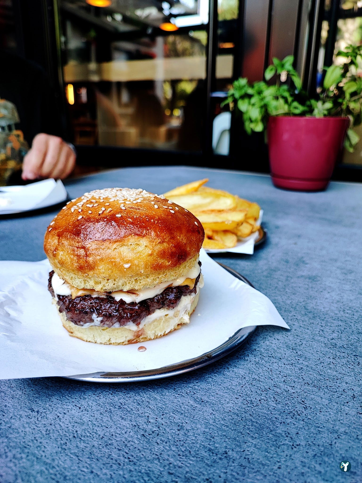 Herd'S Bbq & Burger