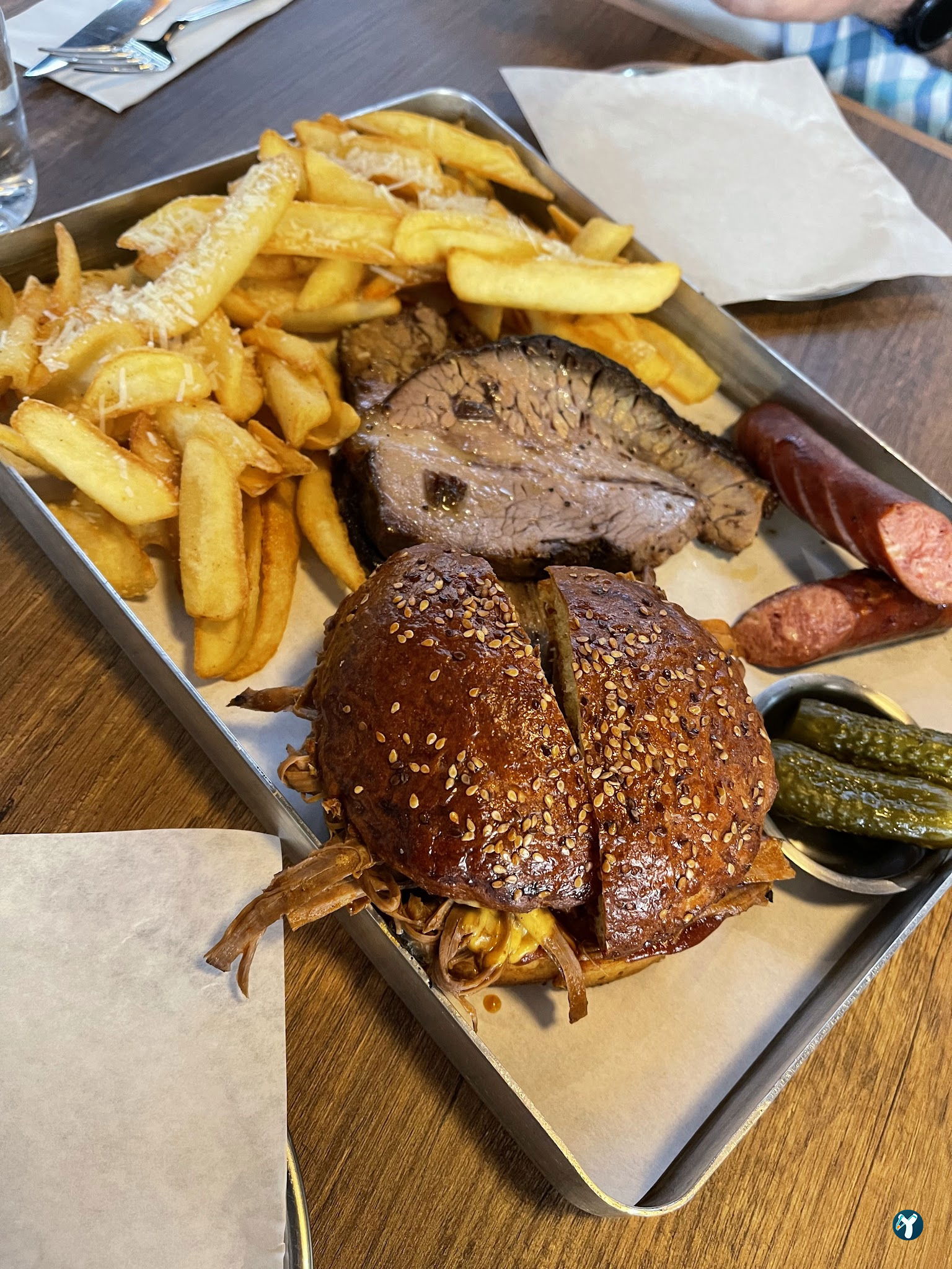 Herd'S Bbq & Burger