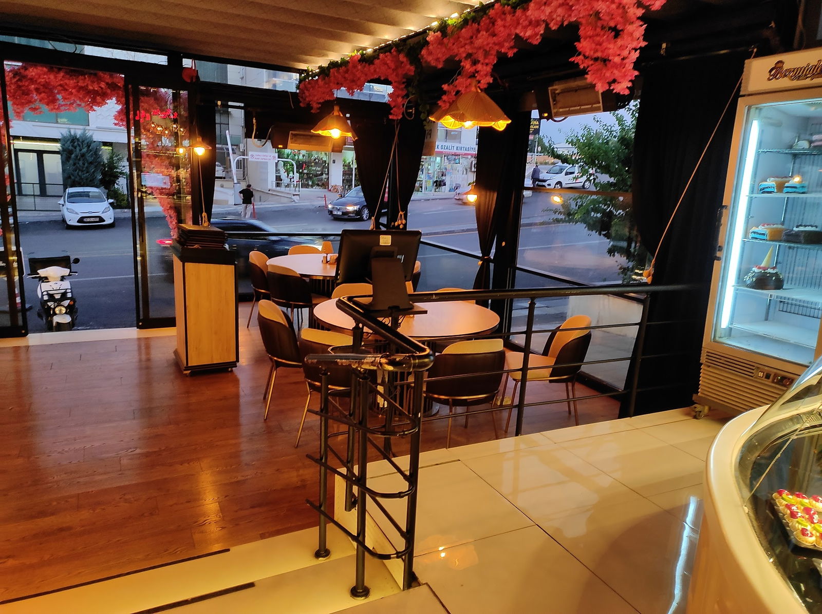 Bezmialem Fırın & Pastane