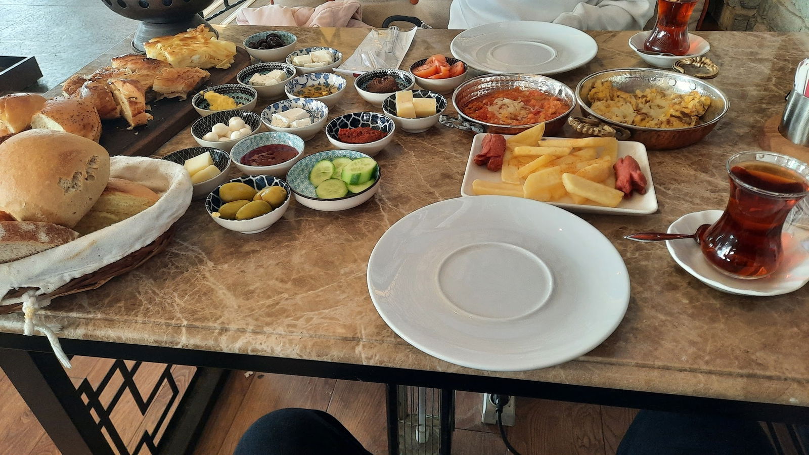 Bezmialem Fırın & Pastane