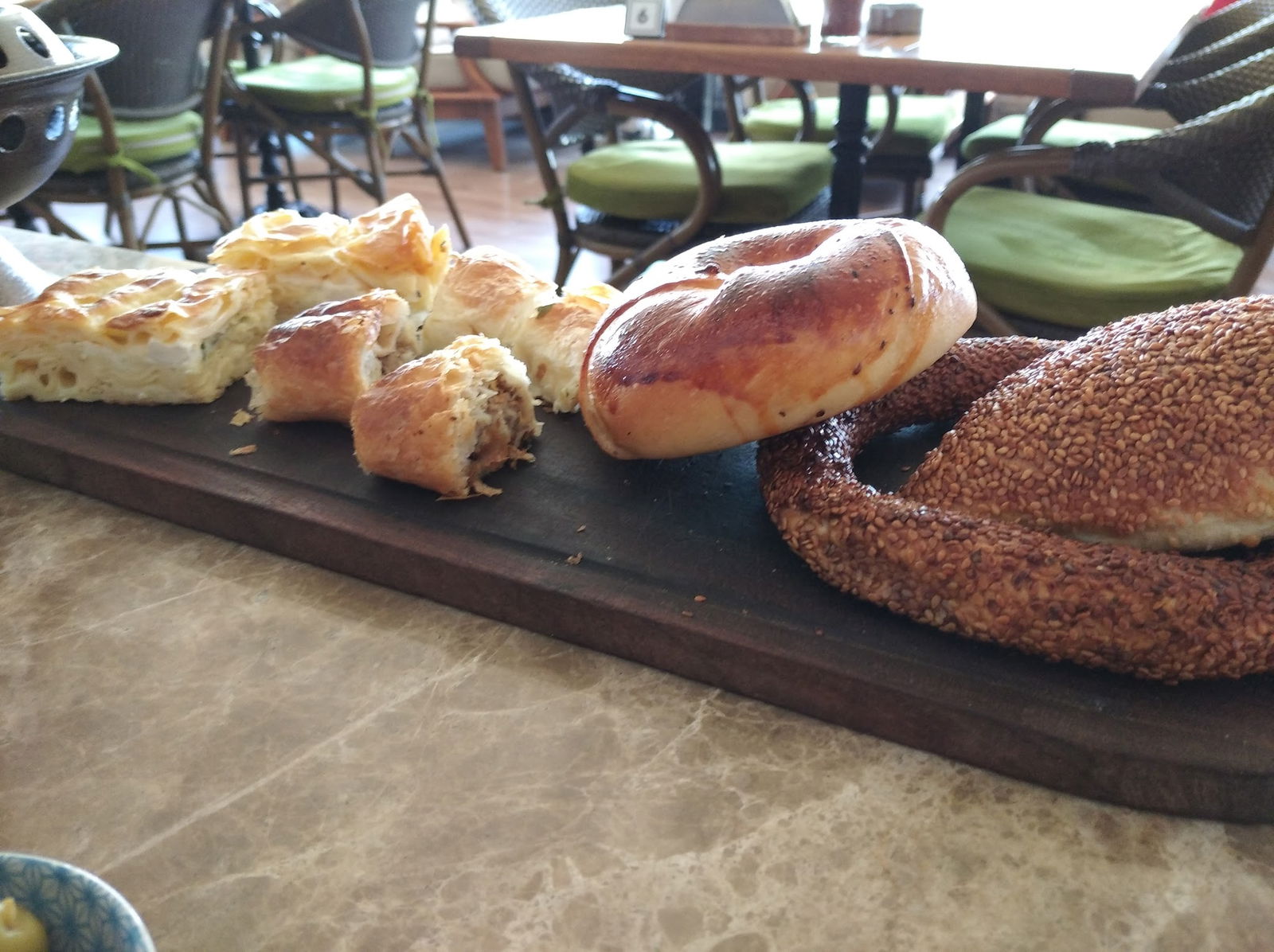 Bezmialem Fırın & Pastane