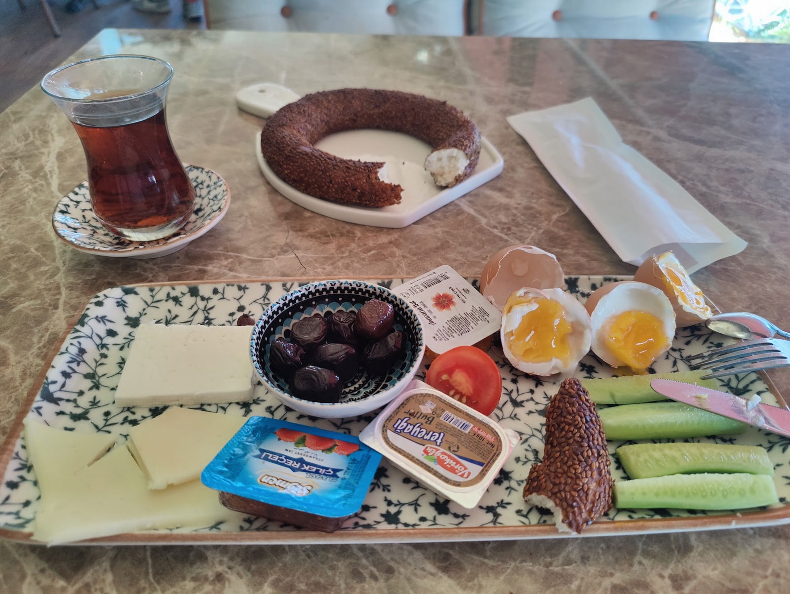 Bezmialem Fırın & Pastane