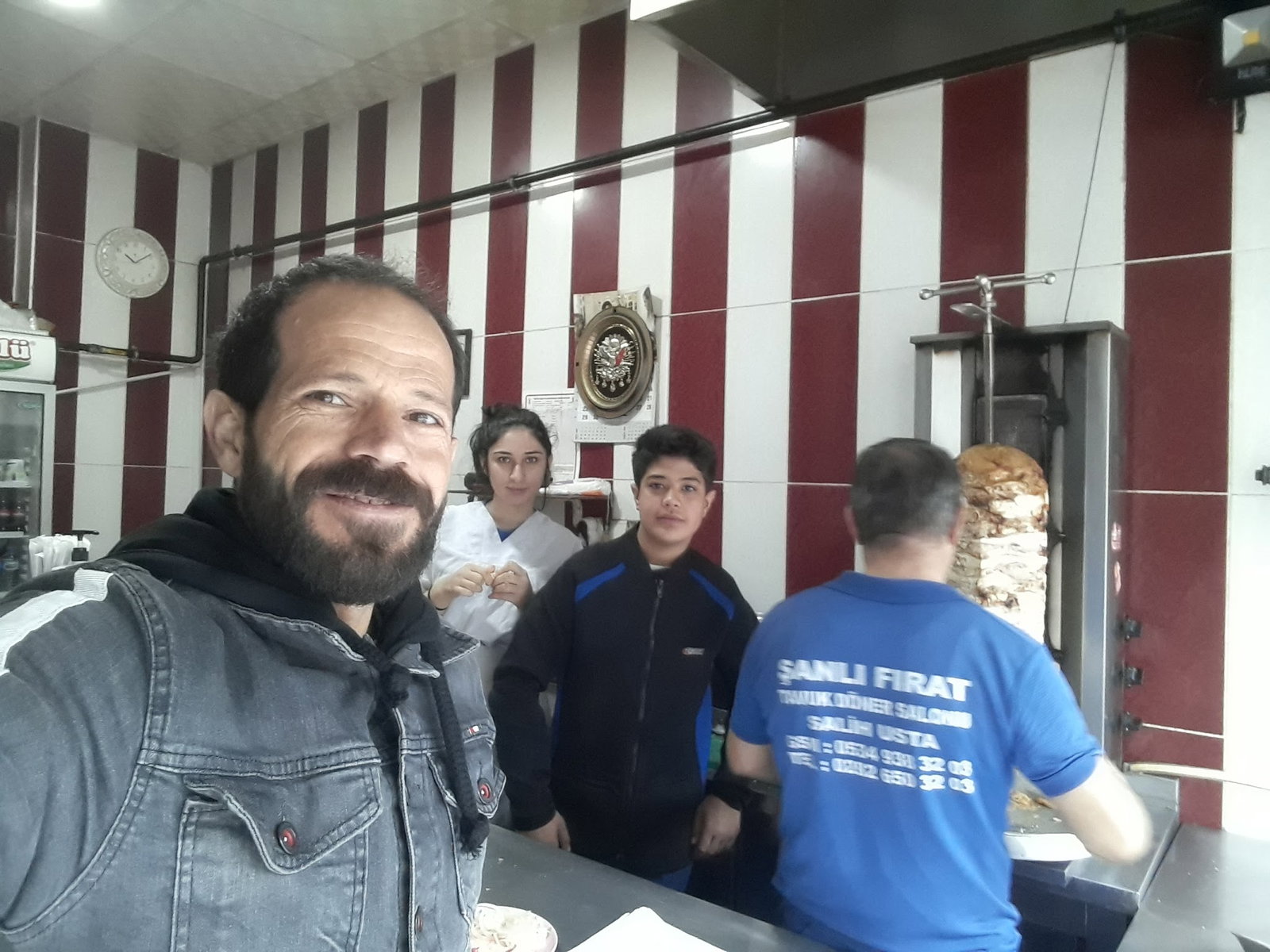 Şanlı Fırat Tavuk Döner Salonu