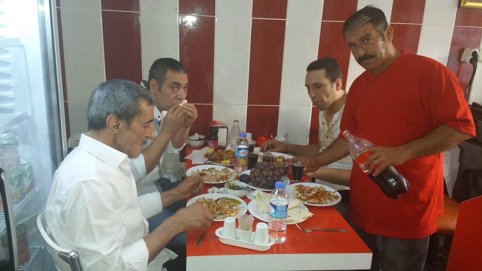 Şanlı Fırat Tavuk Döner Salonu