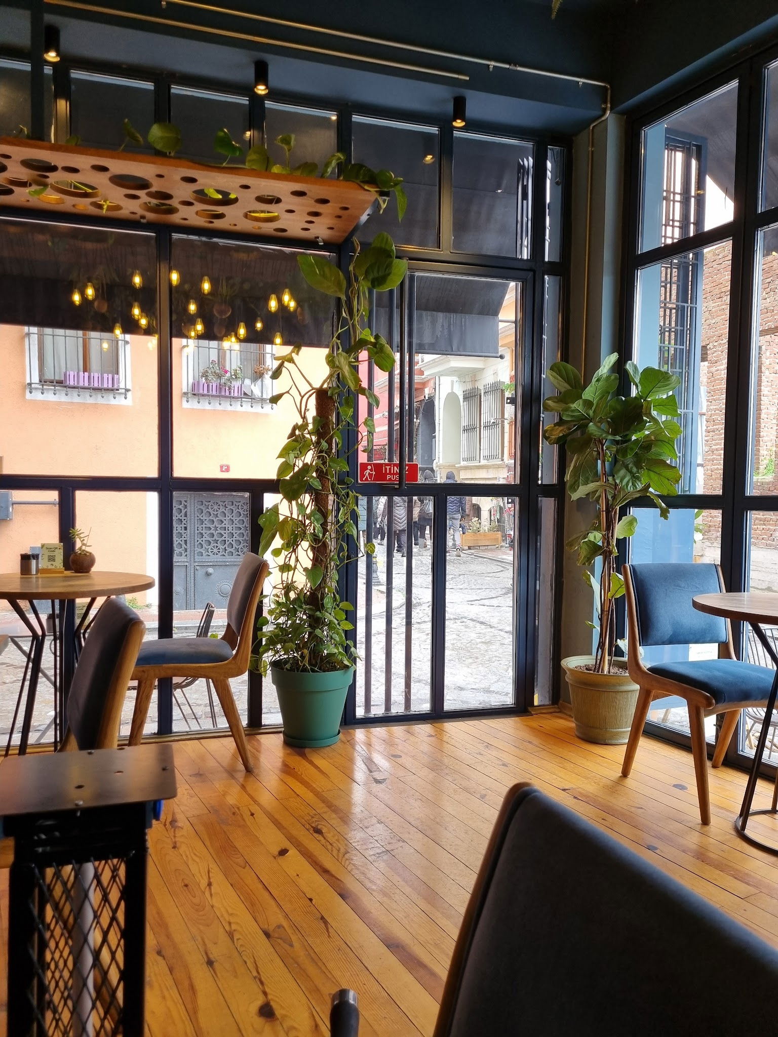 Balatkapı Restaurant Cafe