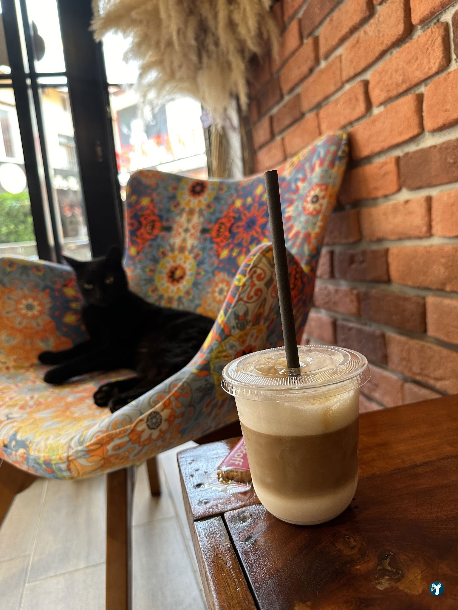 The Street Cafe & Pub (Sisters)