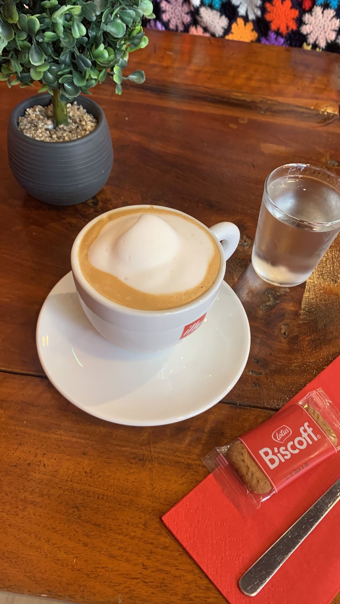 The Street Cafe & Pub (Sisters)