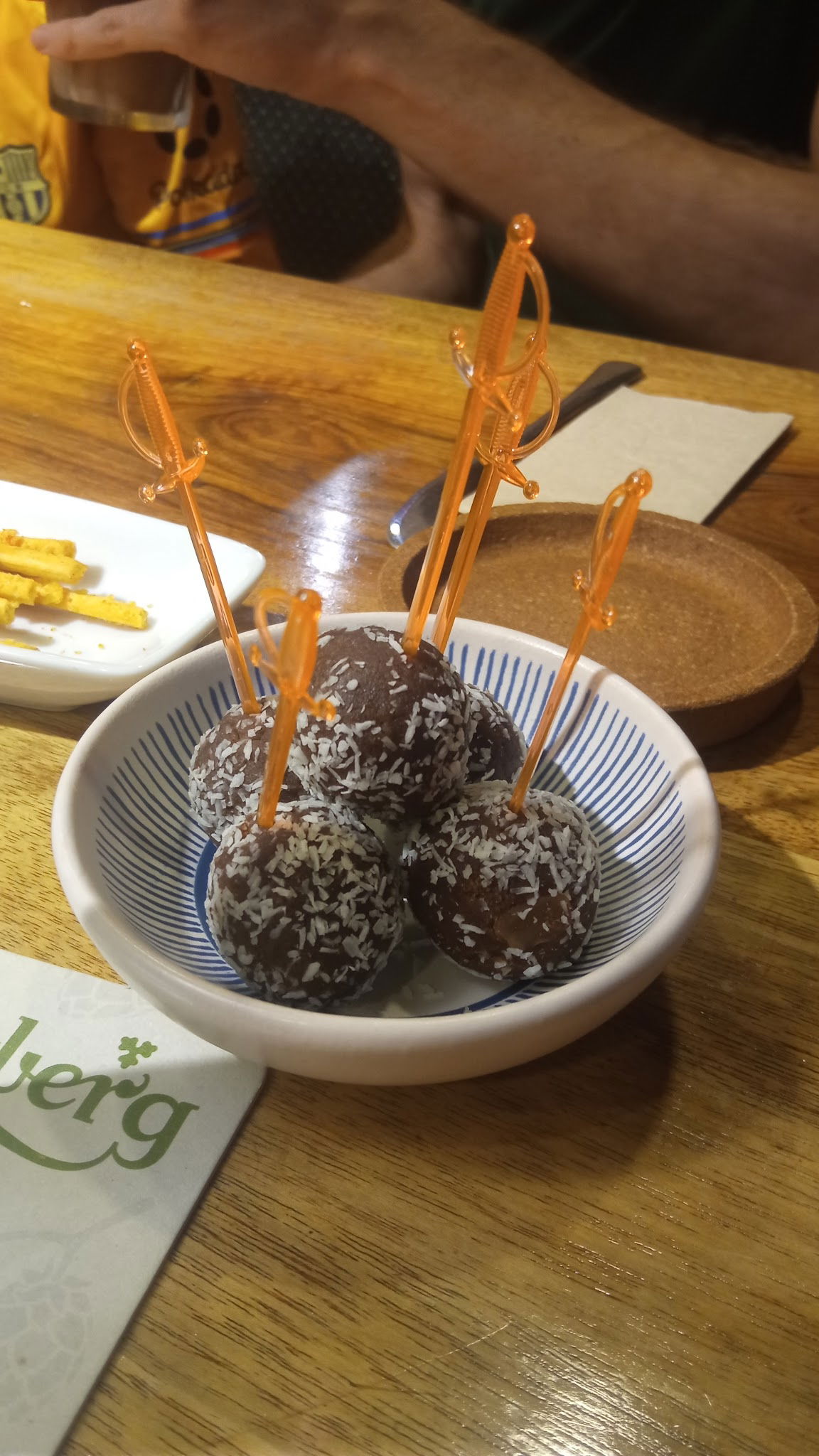 The Street Cafe & Pub (Sisters)