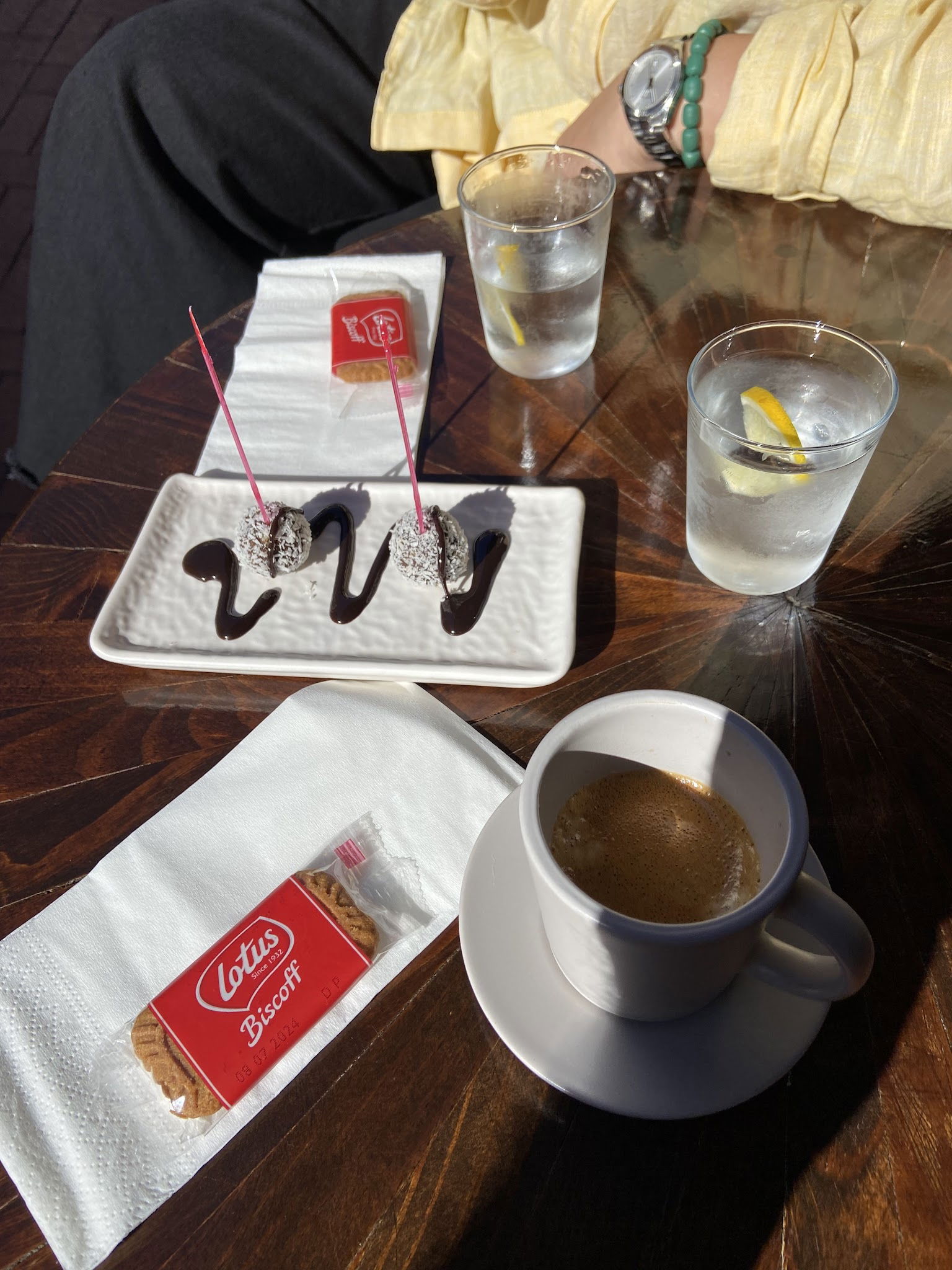 The Street Cafe & Pub (Sisters)