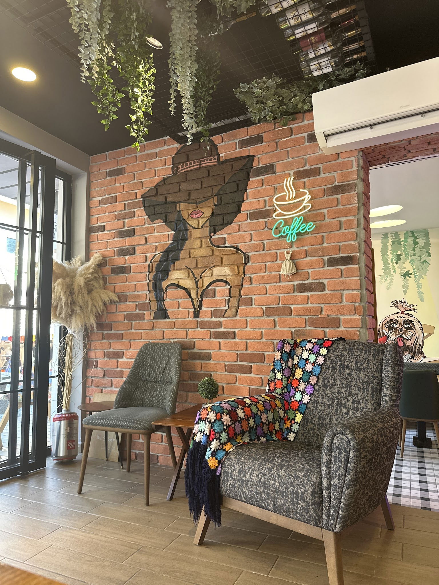 The Street Cafe & Pub (Sisters)