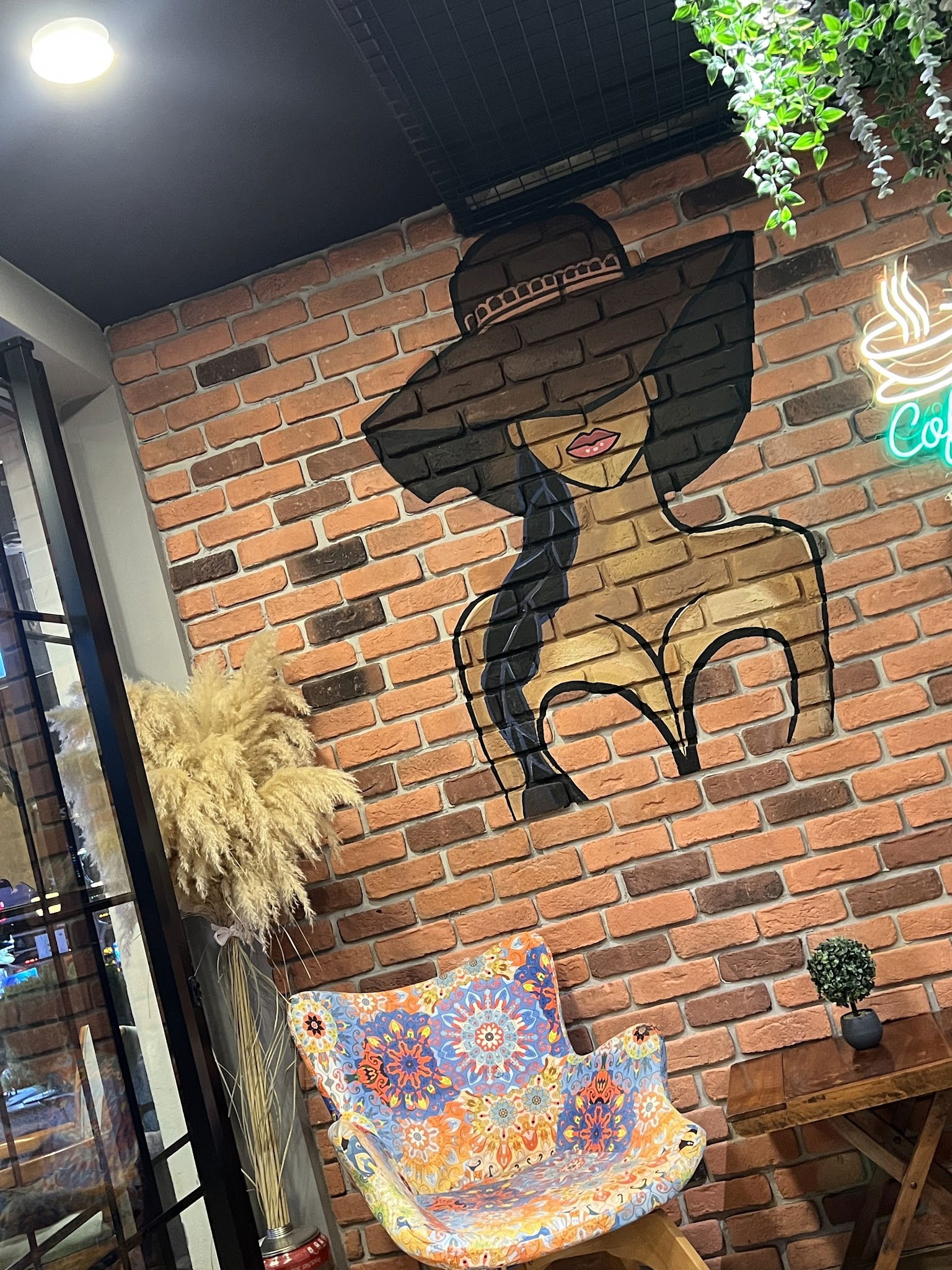 The Street Cafe & Pub (Sisters)