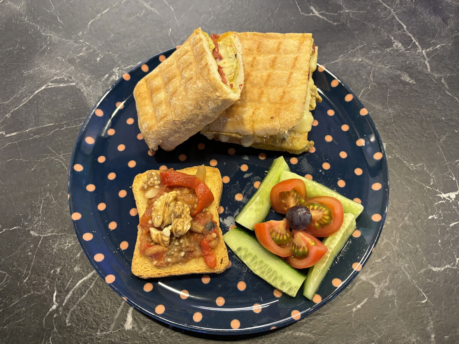 The Street Cafe & Pub (Sisters)