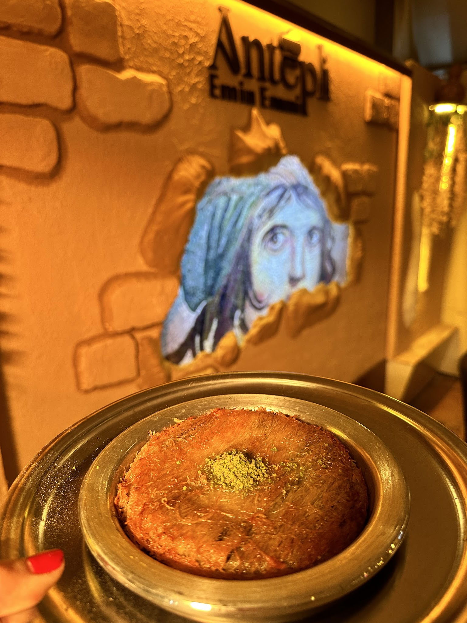 Antepli̇ Emi̇n Emmi̇