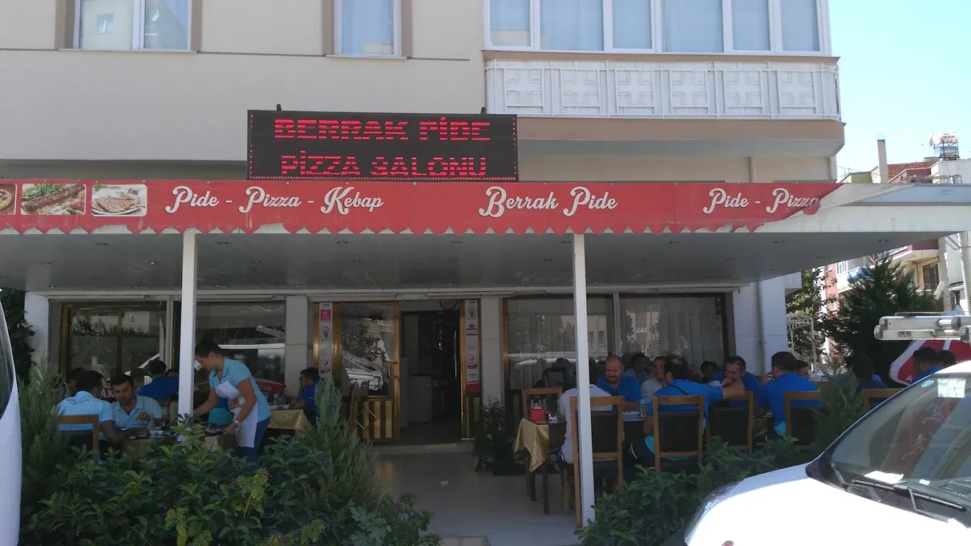 Berrak Pide Salonu