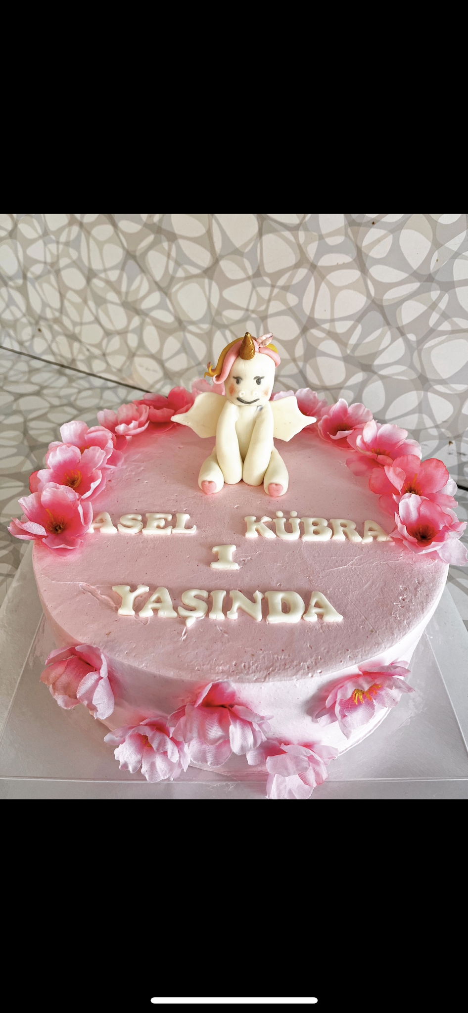 Zümrezade Pastanesi̇ / Firin/Cafe