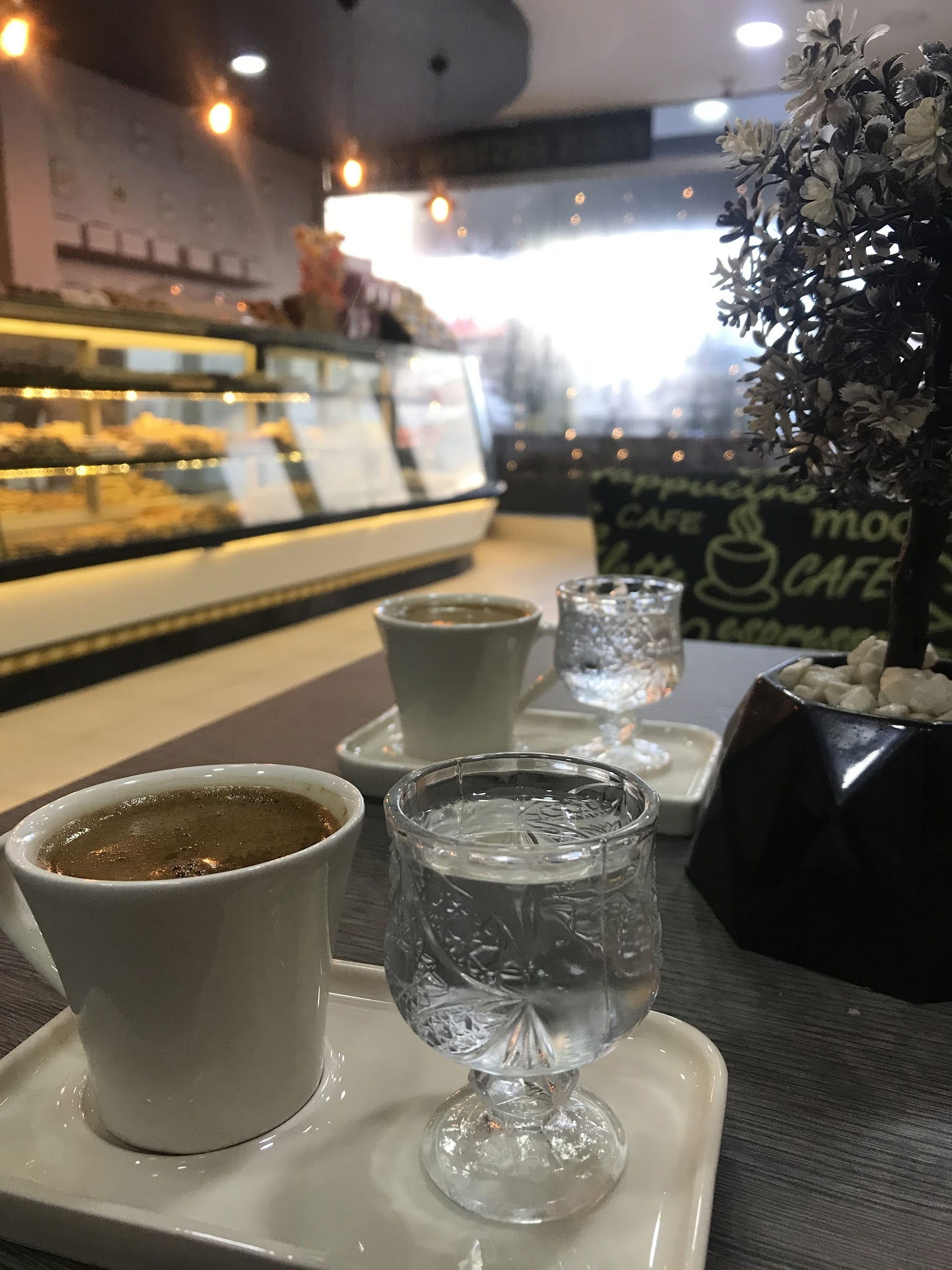 Zümrezade Pastanesi̇ / Firin/Cafe