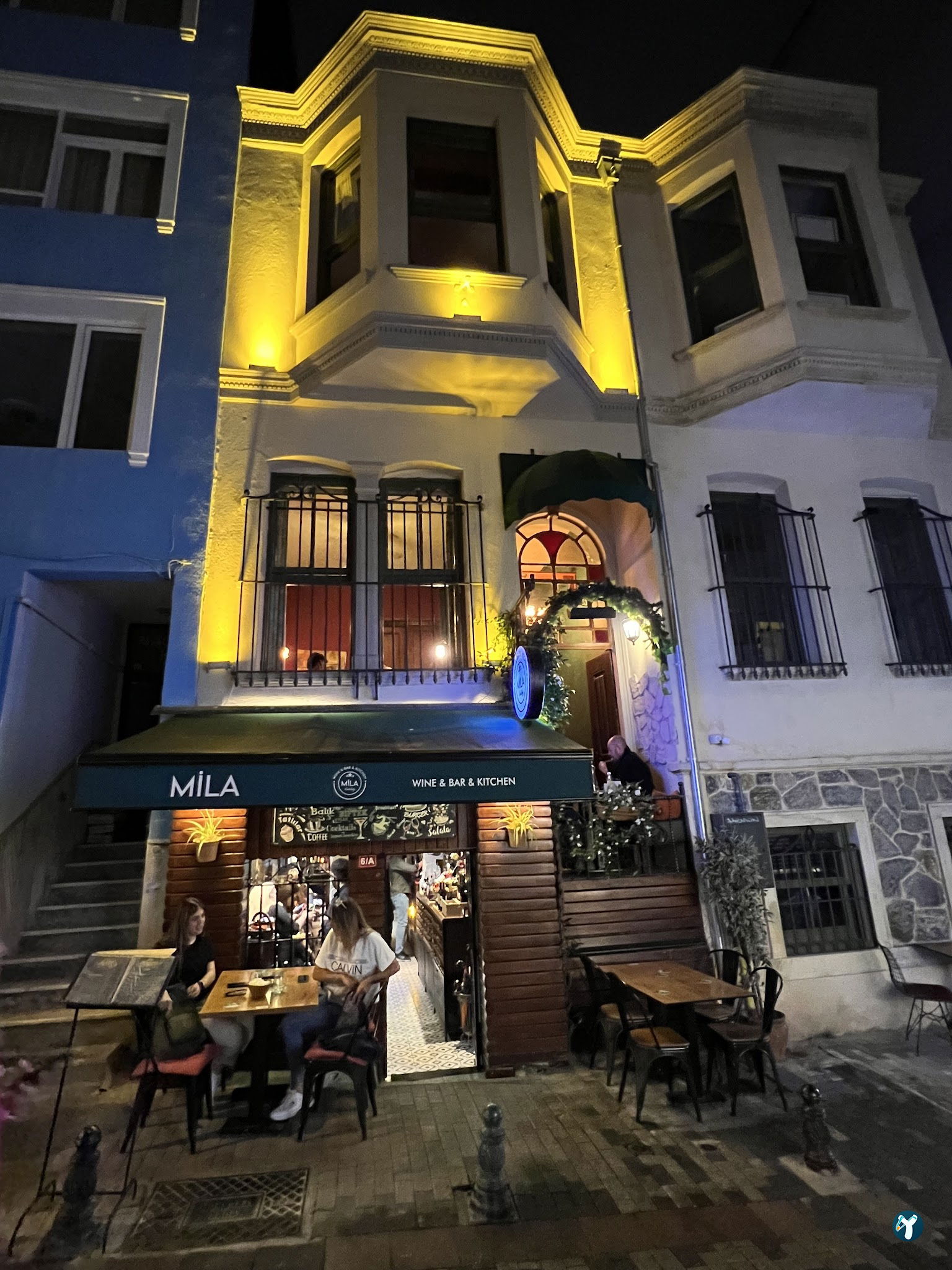 Mila Cafe Bar