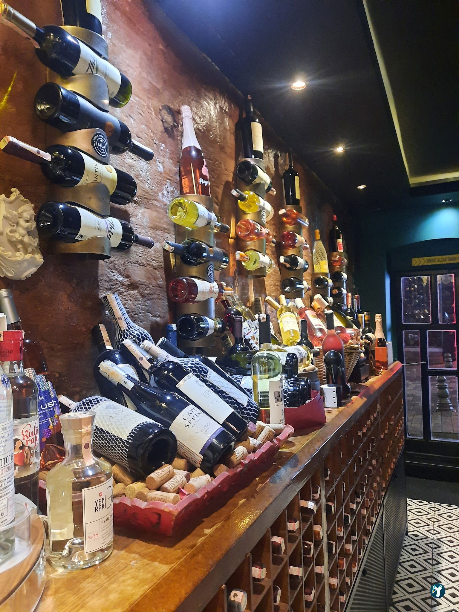 Mila Cafe Bar