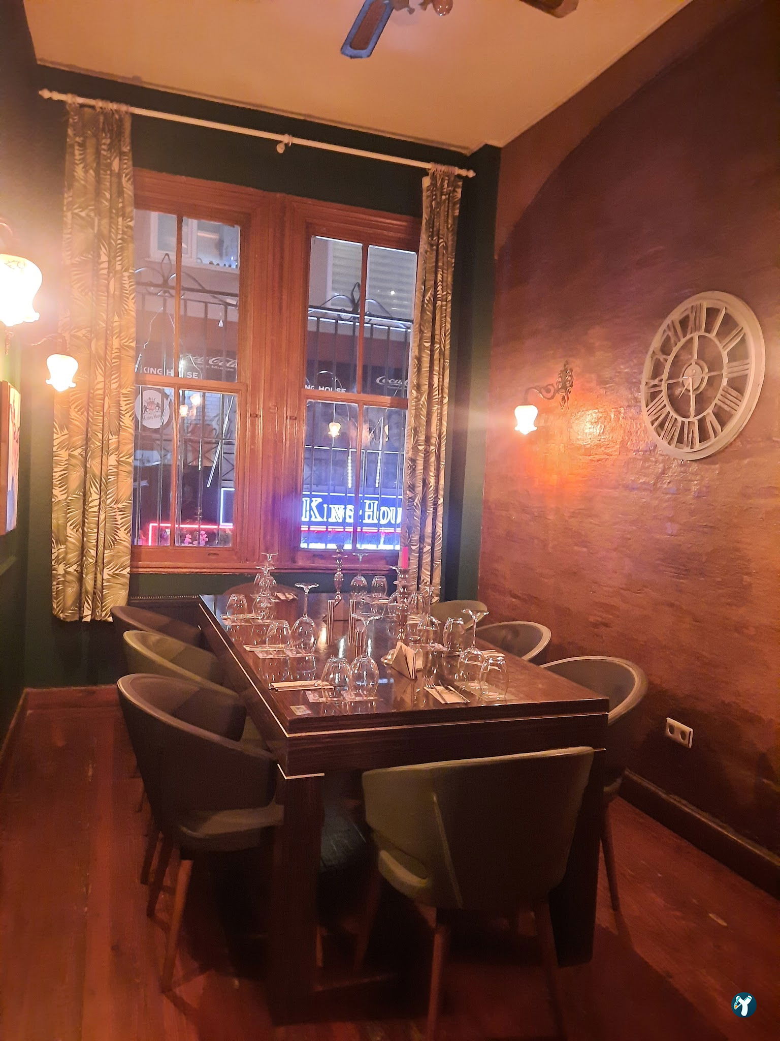 Mila Cafe Bar