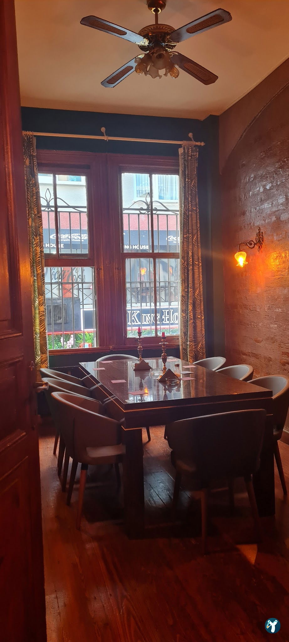 Mila Cafe Bar